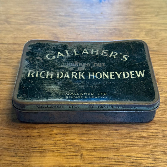 Gallaher’s Rich Dark Honeydew Blik Bamestra Curiosa