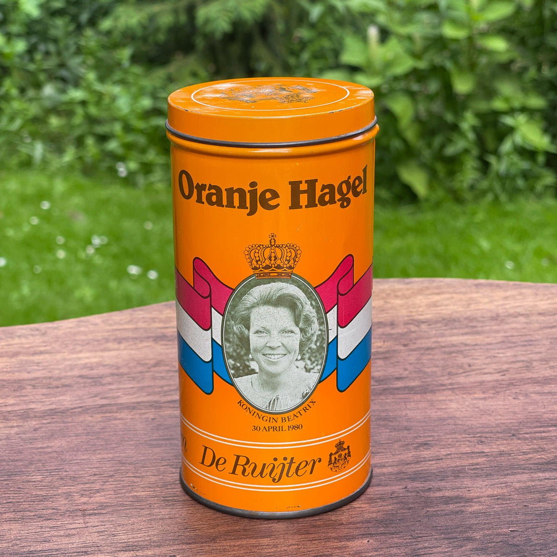 Oranje Hagel blik van De Ruijter (1980) - Bamestra Curiosa